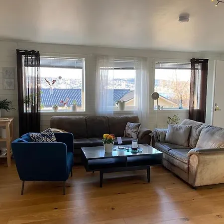 Cosy Flat Near Cable Car And The Arctic Cathedral Apartment Tromsø