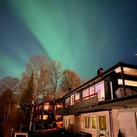 Cosy Near Cable Car And The Arctic Cathedral شقة